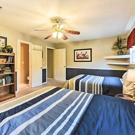Quiet Lake Conroe Townhome With 2 Boat Slips! Willis Eksteriør billede
