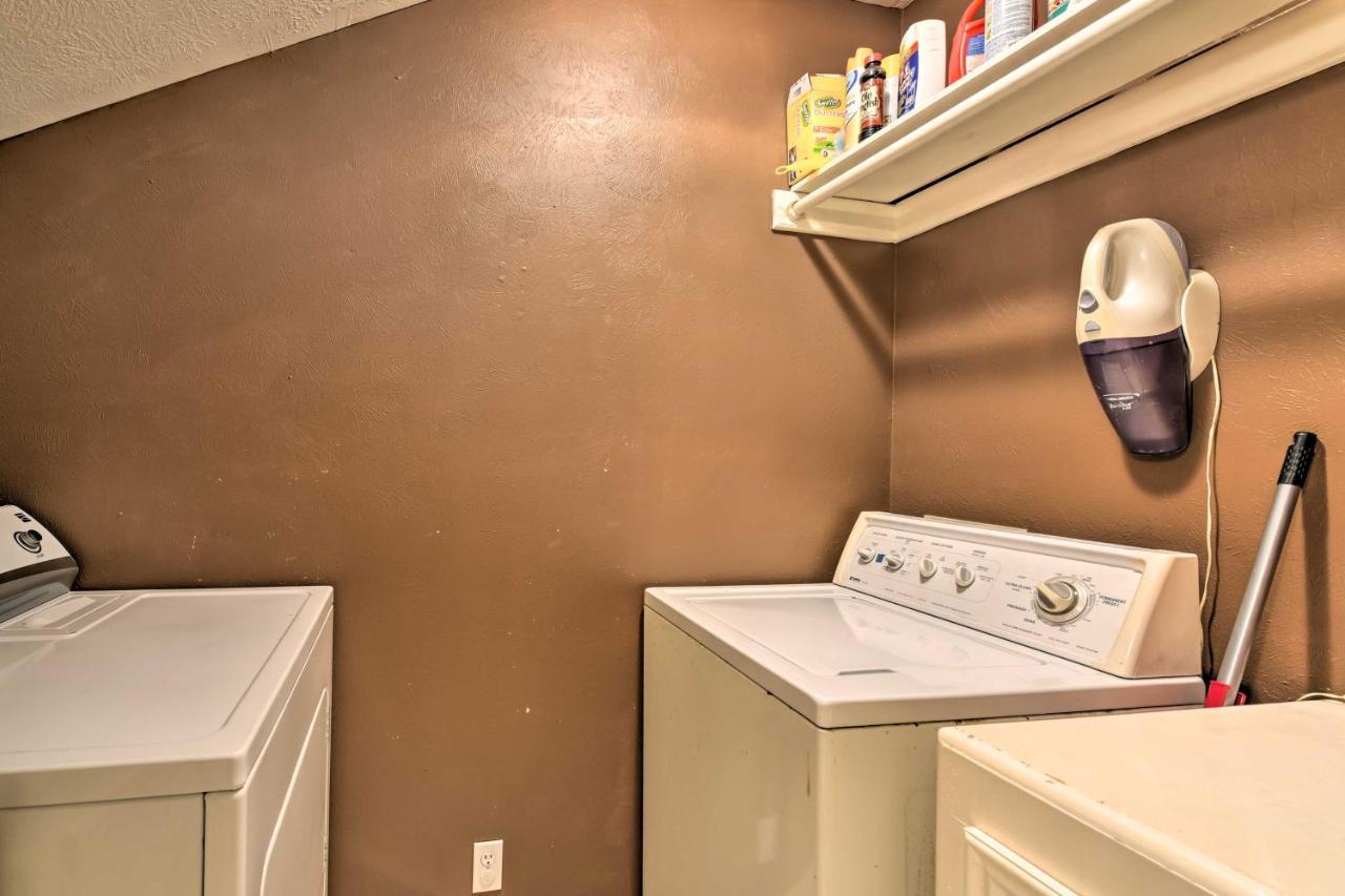 Quiet Lake Conroe Townhome With 2 Boat Slips! Willis Eksteriør billede